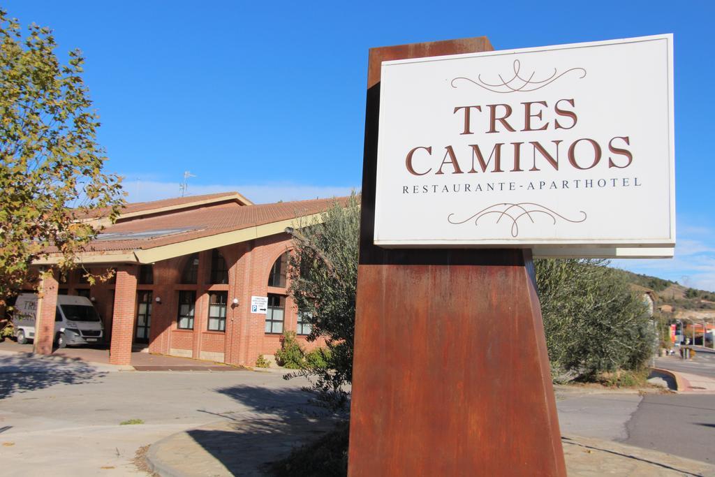 Aparthotel Tres Caminos El Grado Exterior photo